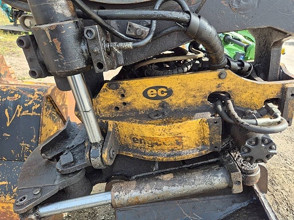 Volvo EC 160 B LC 6 of 9