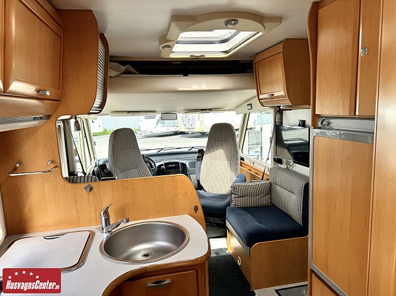 Hymer BC664 13 of 19