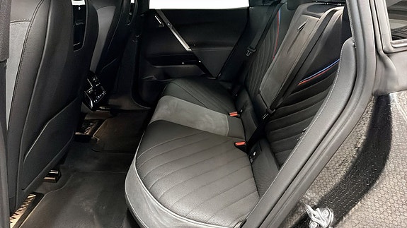 BMW iX 5 of 12
