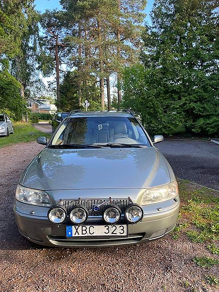 Volvo V70 9 of 11