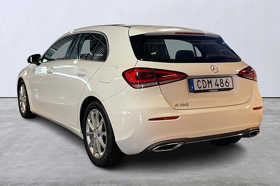 Mercedes-Benz A180 4 of 17