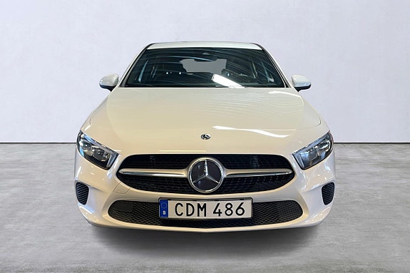 Mercedes-Benz A180 7 of 17