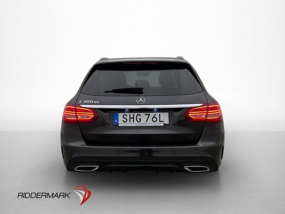 Mercedes-Benz C300 6 of 30