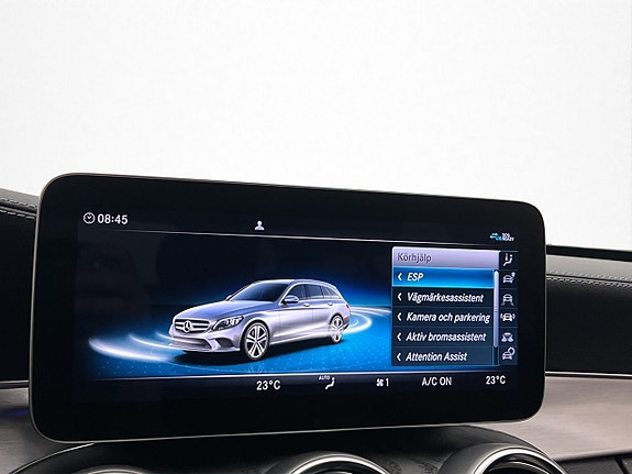 Mercedes-Benz C300 25 of 30