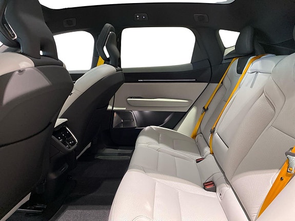 Polestar 3 6 of 14