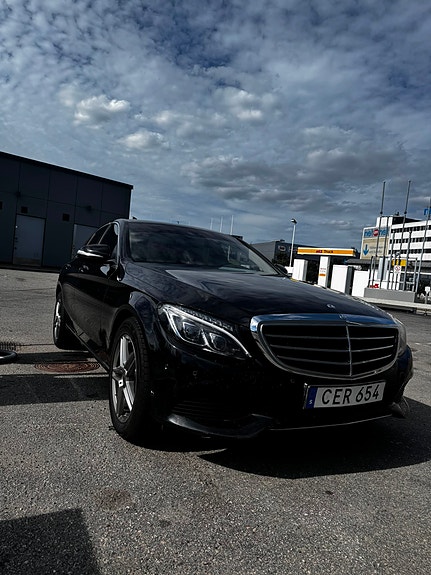 Mercedes-Benz C220 d 5 of 8
