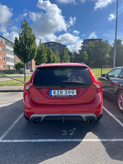 Volvo V60 4 of 6