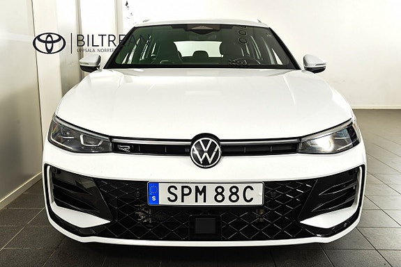 Volkswagen Passat 5 of 17