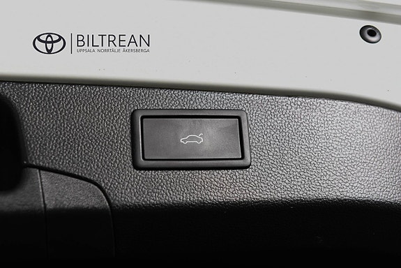 Volkswagen Passat 15 of 17