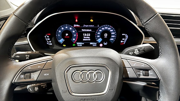 Audi Q3 18 of 20