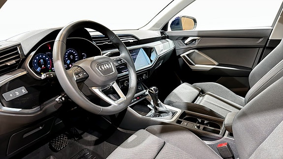 Audi Q3 7 of 20