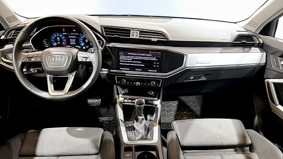 Audi Q3 10 of 20