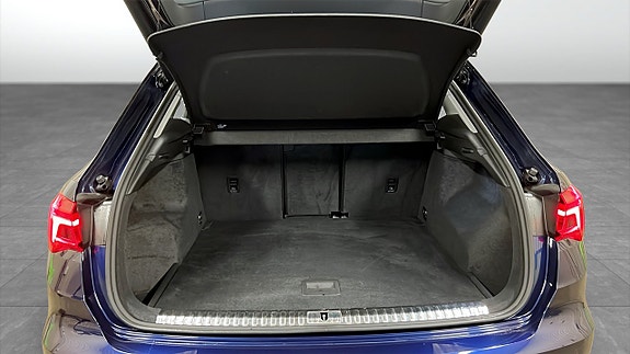 Audi Q3 12 of 23