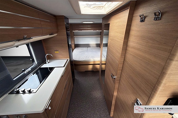 Adria Adora 593 UP | ALDE | Queenbed | Panorama 12 of 21