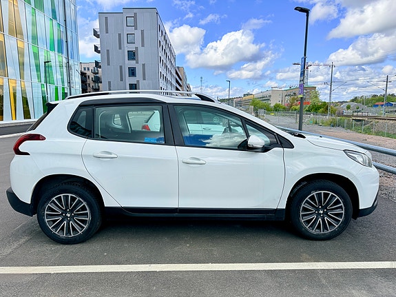 Peugeot 2008 8 of 10