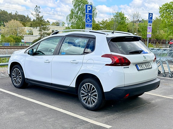 Peugeot 2008 4 of 10