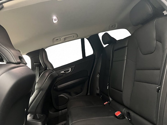 Volvo V60 17 of 29