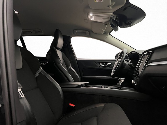 Volvo V60 15 of 29