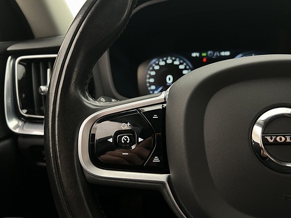 Volvo V60 27 of 29