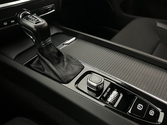 Volvo V60 26 of 29