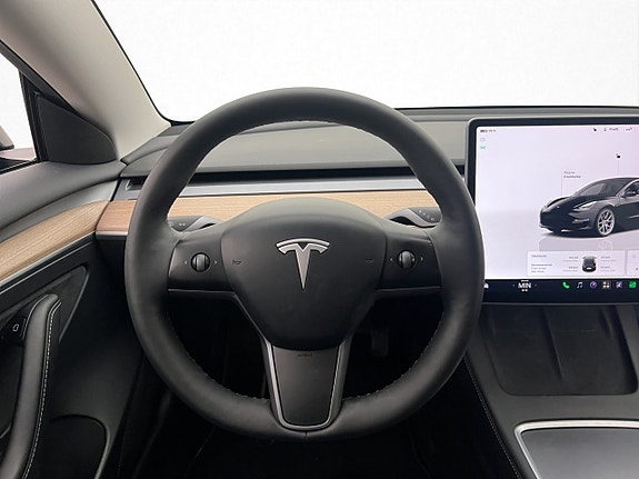 Tesla Model 3 13 of 30