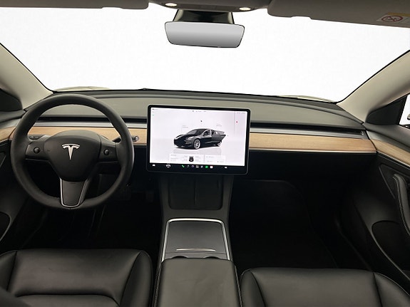 Tesla Model 3 12 of 30