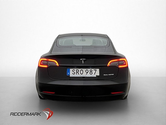 Tesla Model 3 8 of 30