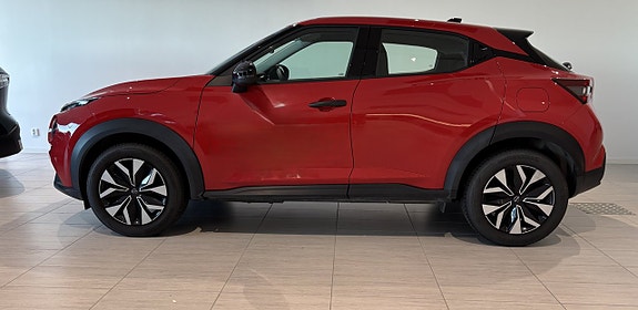 Nissan Juke 2 of 17