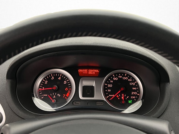 Renault Clio 15 of 28