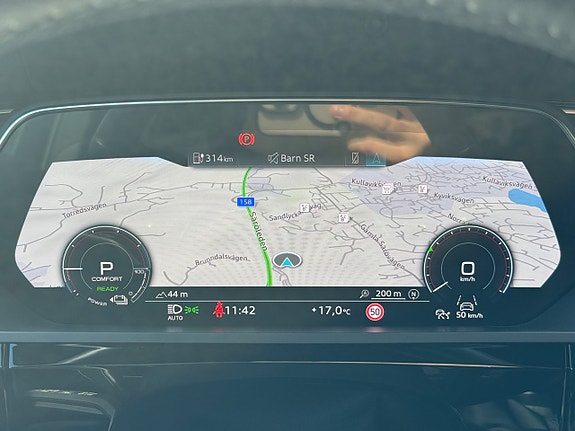 Audi e-tron 19 of 26