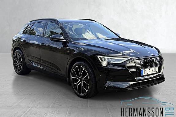 Audi e-tron 2 of 26
