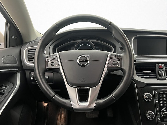 Volvo V40 13 of 30