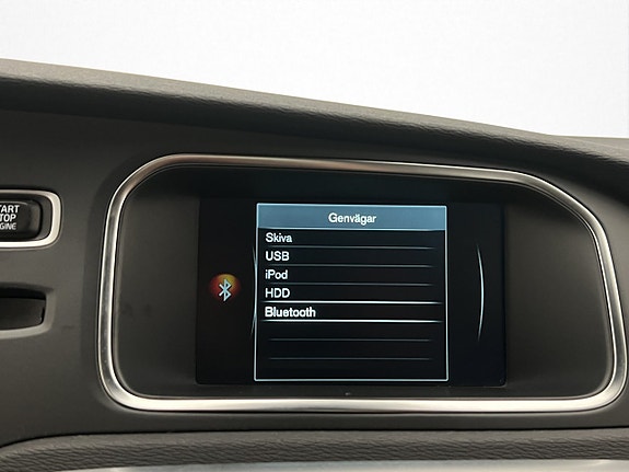 Volvo V40 19 of 30