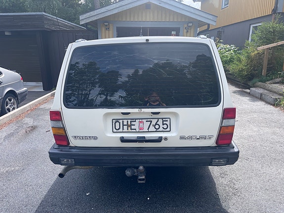 Volvo 240 10 of 13