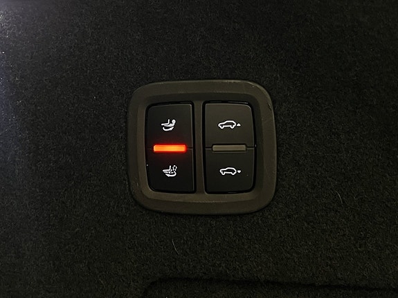 Porsche Cayenne 15 of 30