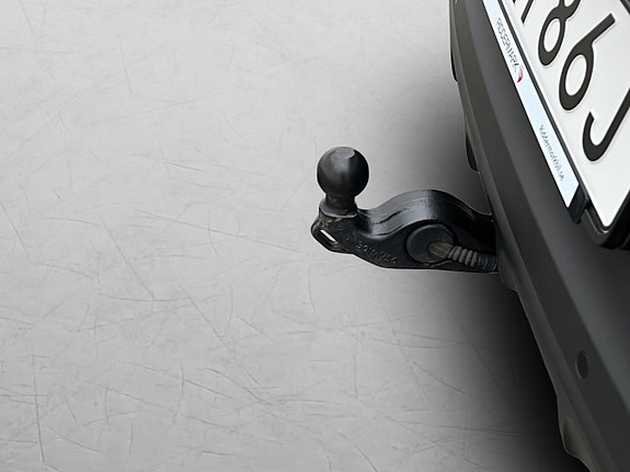 Porsche Cayenne 11 of 30