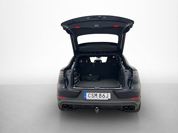 Porsche Cayenne 10 of 30