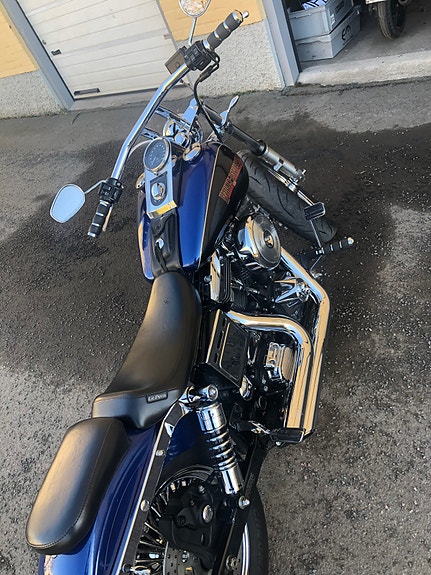 Harley-Davidson FXDWG Dyna Wide Glide 3 of 4