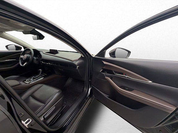 Mazda CX-30 27 of 30