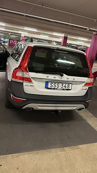 Volvo XC70 4 of 5