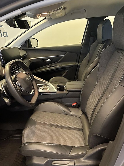 Peugeot 3008 6 of 12