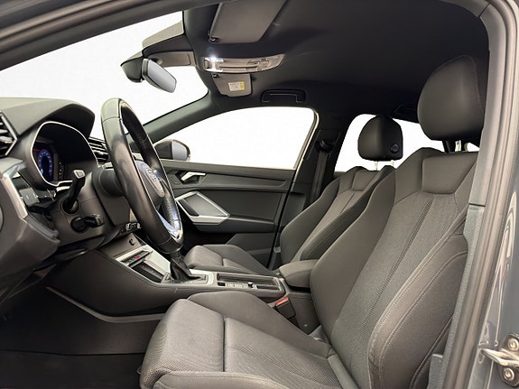 Audi Q3 13 of 30