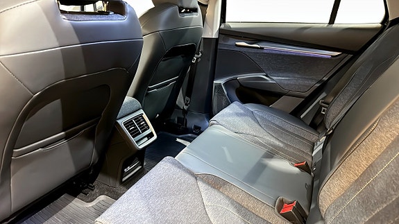 Skoda Elroq 11 of 19