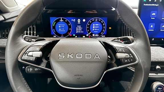 Skoda Superb 19 of 22