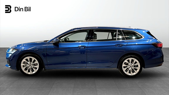 Skoda Superb 2 of 22