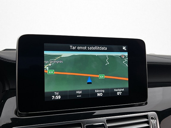 Mercedes-Benz CLS400 26 of 30