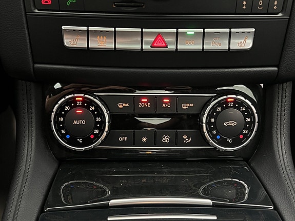 Mercedes-Benz CLS400 29 of 30