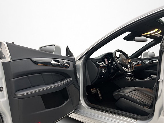 Mercedes-Benz CLS400 11 of 30