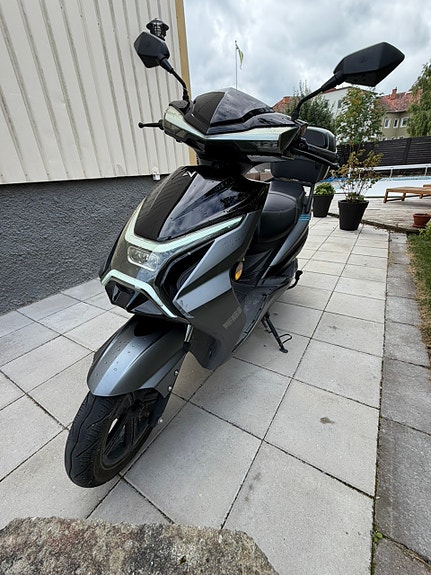 Lvneng X1 Grand Touring 2 of 7