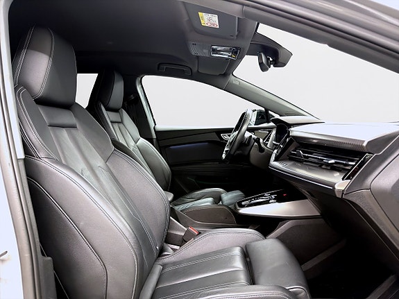 Audi Q4 e-tron 13 of 20